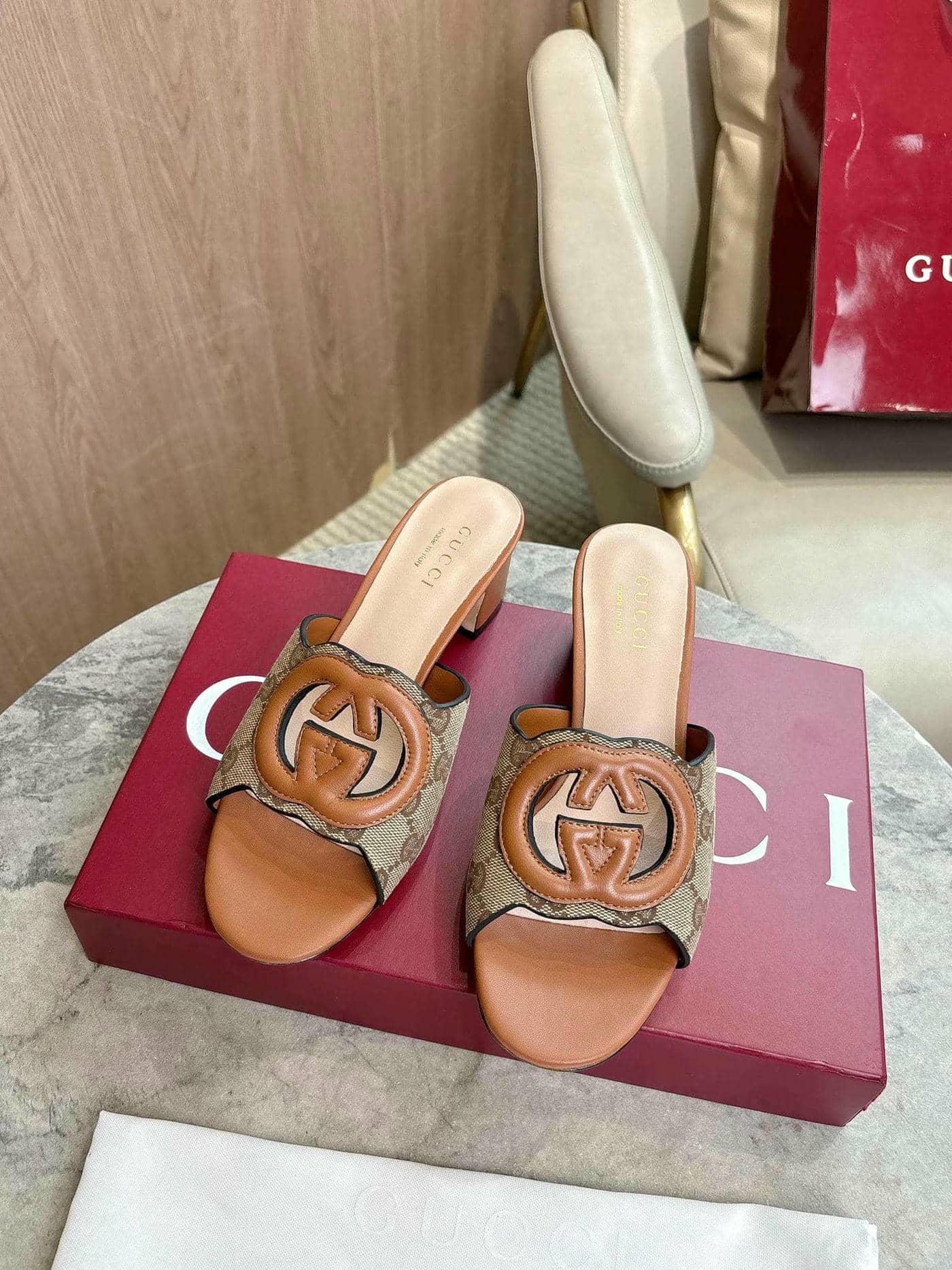0012 SandalSlippers
